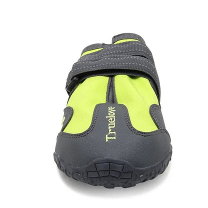 Winterfeste Hundeschuhe gegen Schnee, Eis und Streusalz